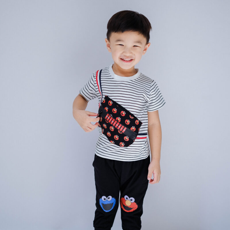 Setelan Kantong Garis Elmo