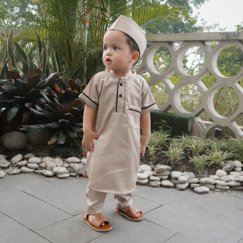 Setelan Koko List Hitam